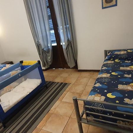 Host Civico 4 Apartment Montafia Bagian luar foto
