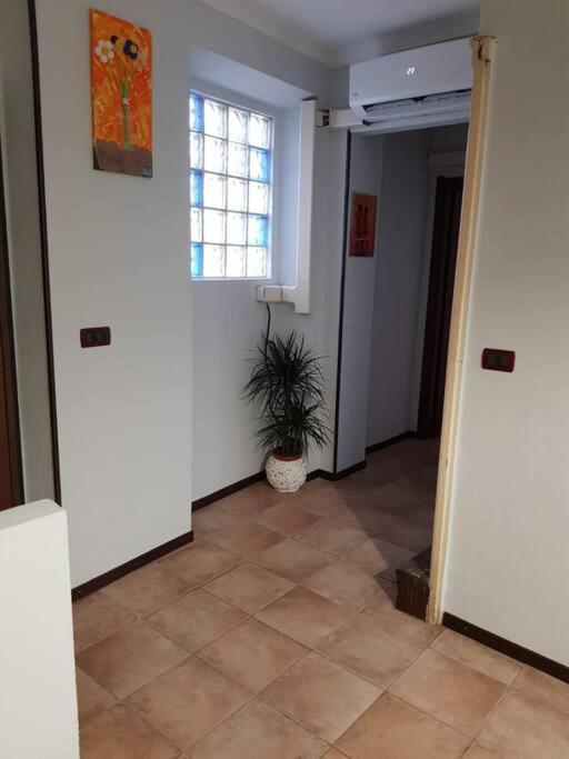 Host Civico 4 Apartment Montafia Bagian luar foto
